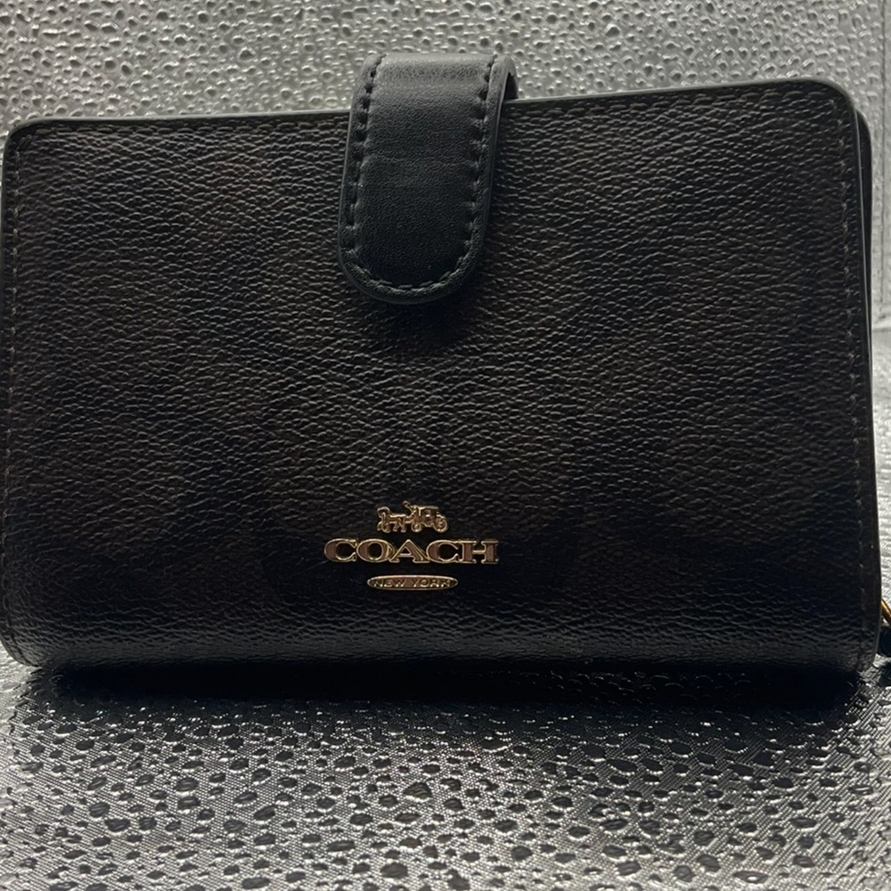 Coach wallet